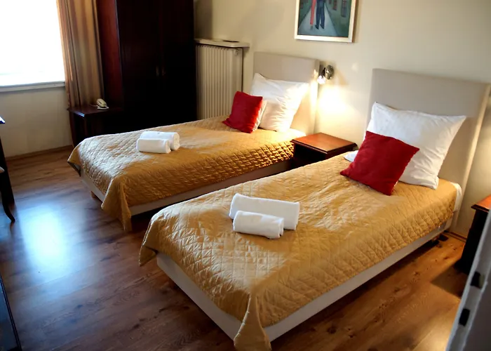 ポコイエ ゴスチンナ ドム リタラトゥレ ワルシャワ