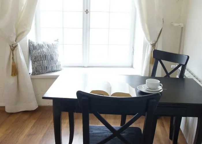 ポコイエ ゴスチンナ ドム リタラトゥレ ワルシャワ