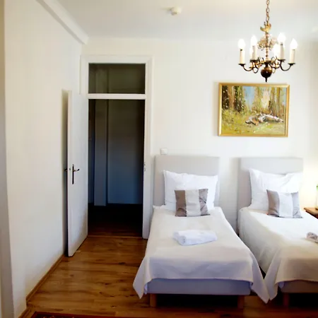 Goscinne Dom Literatury Panzió 3*