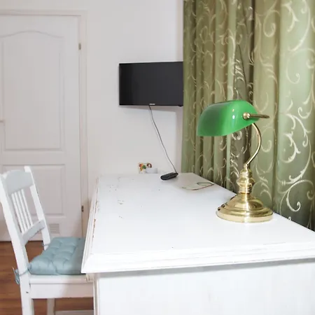 Panzió Goscinne Dom Literatury Varsó