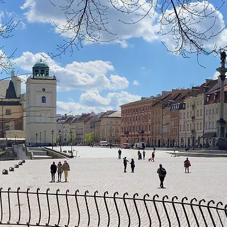 Goscinne Dom Literatury Panzió