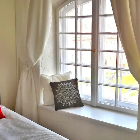 Goscinne Dom Literatury Panzió Varsó