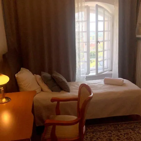 Goscinne Dom Literatury