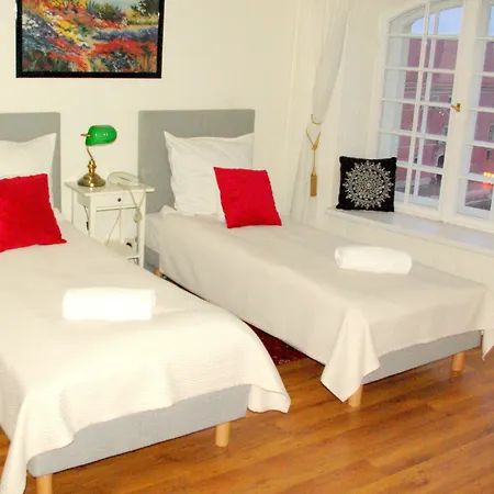 Goscinne Dom Literatury Warschau