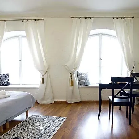 Goscinne Dom Literatury Bed & Breakfast Warschau