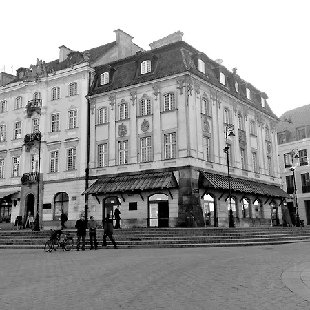 Goscinne Dom Literatury Warschau