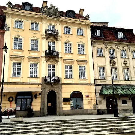 Goscinne Dom Literatury Panzió 3*