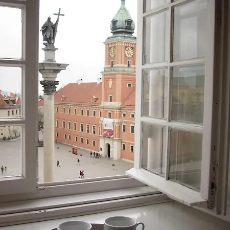 Goscinne Dom Literatury Bed & Breakfast
