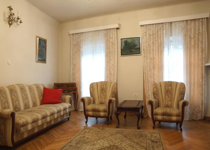 Nocleg ze śniadaniem Gościnne Dom Literatury 3*