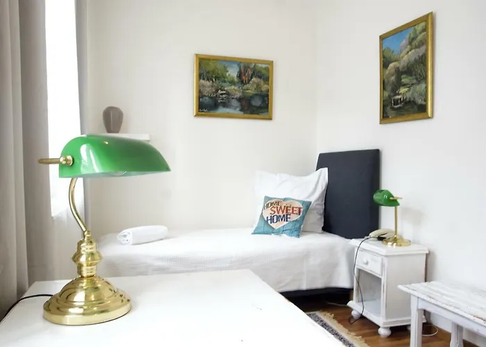 Gościnne Dom Literatury 3* Warszawa