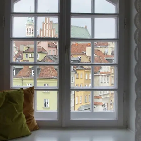 Gościnne Dom Literatury 3*
