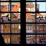 Goscinne Dom Literatury Varsovie