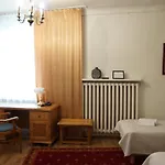 Goscinne Dom Literatury Couette-café Varsovie