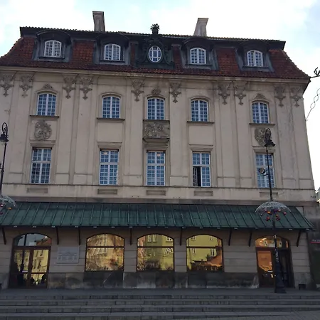 Couette-café Goscinne Dom Literatury